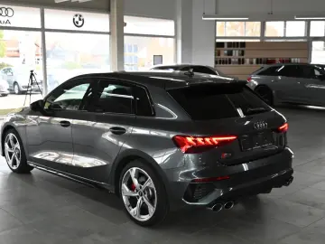 AUDI S3 Sportback 2.0 TFSI quattro  TOP S-HEFT