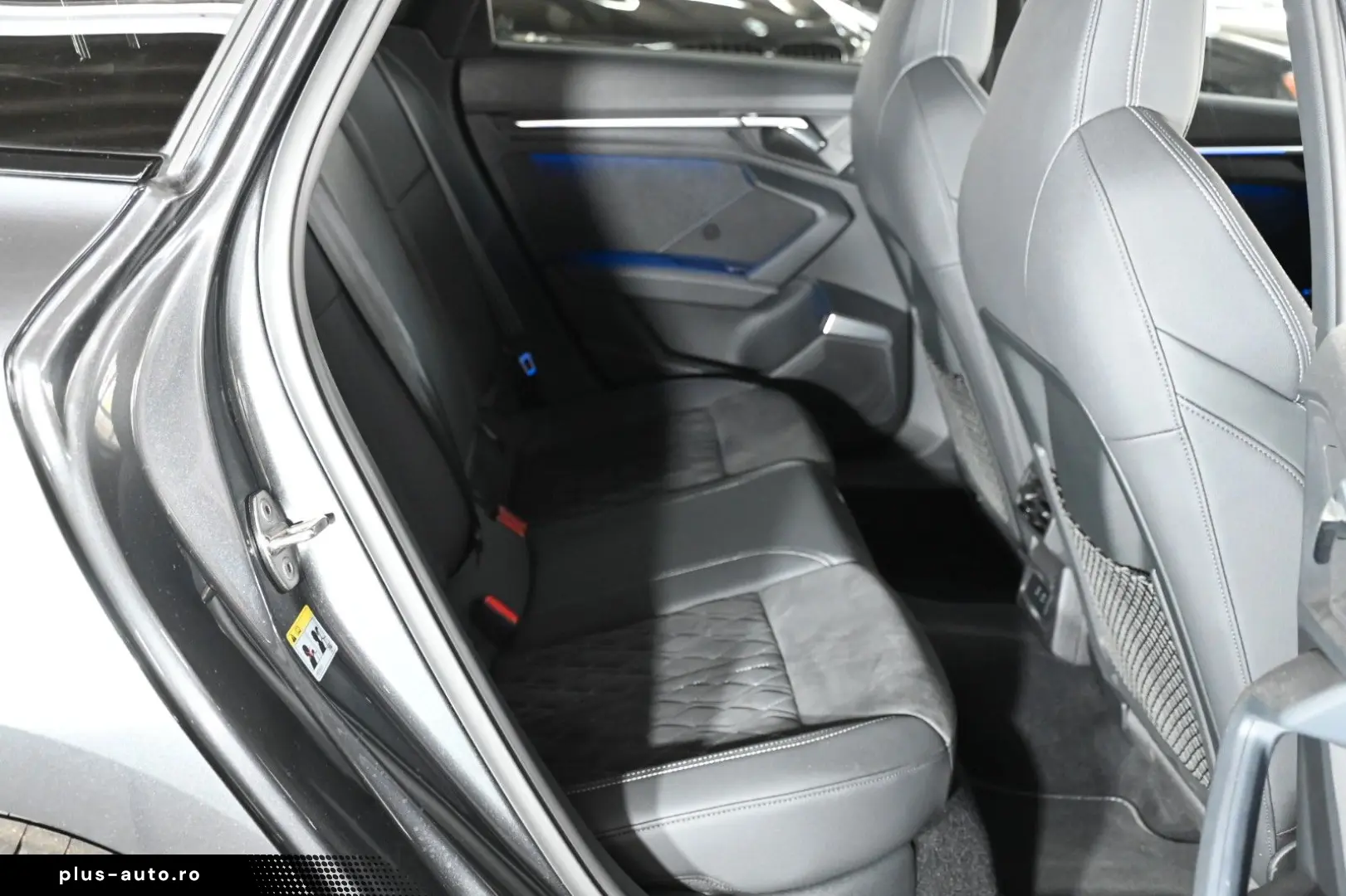 AUDI S3 Sportback 2.0 TFSI quattro  TOP S-HEFT