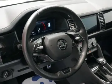 SKODA Kodiaq L&K 4x4 2.0 TDI ACC CANTON 360  STDHZ