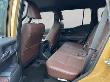 TOYOTA Land Cruiser 2.8 D-4D Automatik Executive