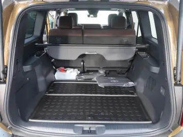 TOYOTA Land Cruiser 2.8 D-4D Automatik First Edition (2