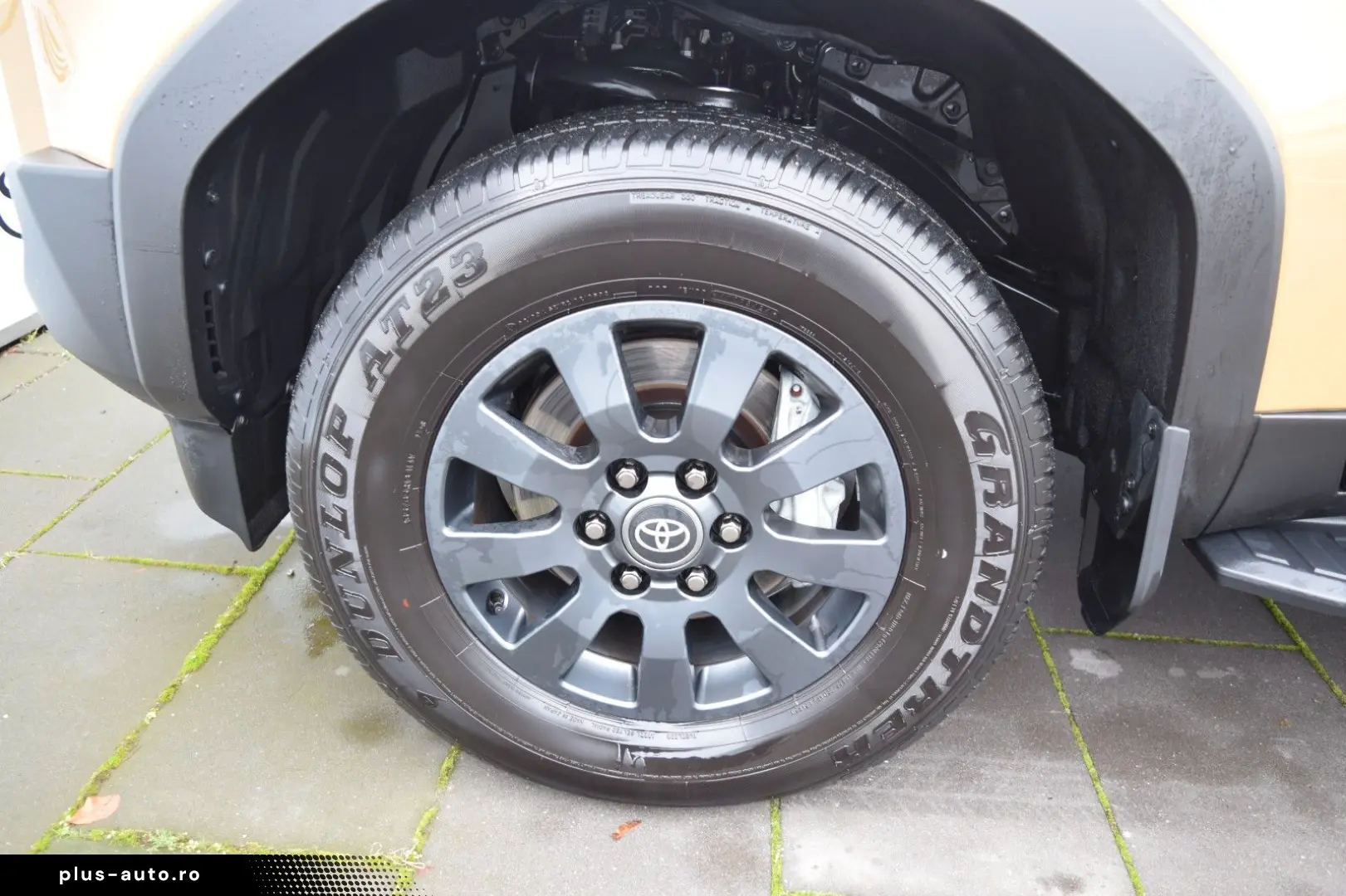 TOYOTA Land Cruiser 2 8 D-4D 150kW AWD First Edition