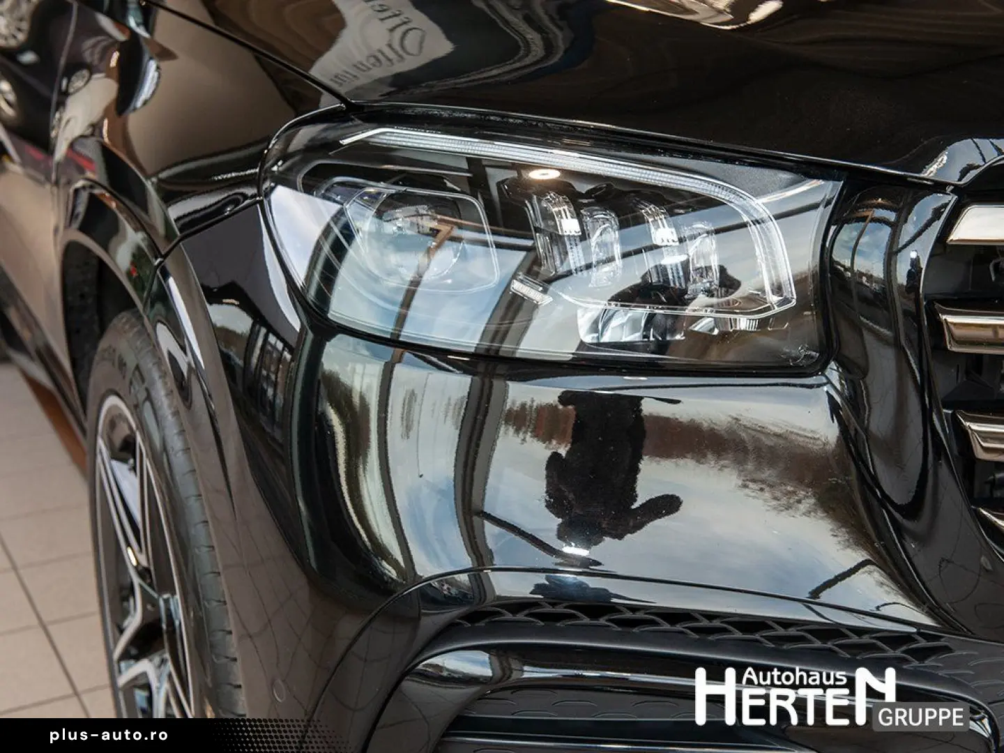 MERCEDES-BENZ GLS 350 d 4M AMG NIGHT PANO AHK BURMESTER LED