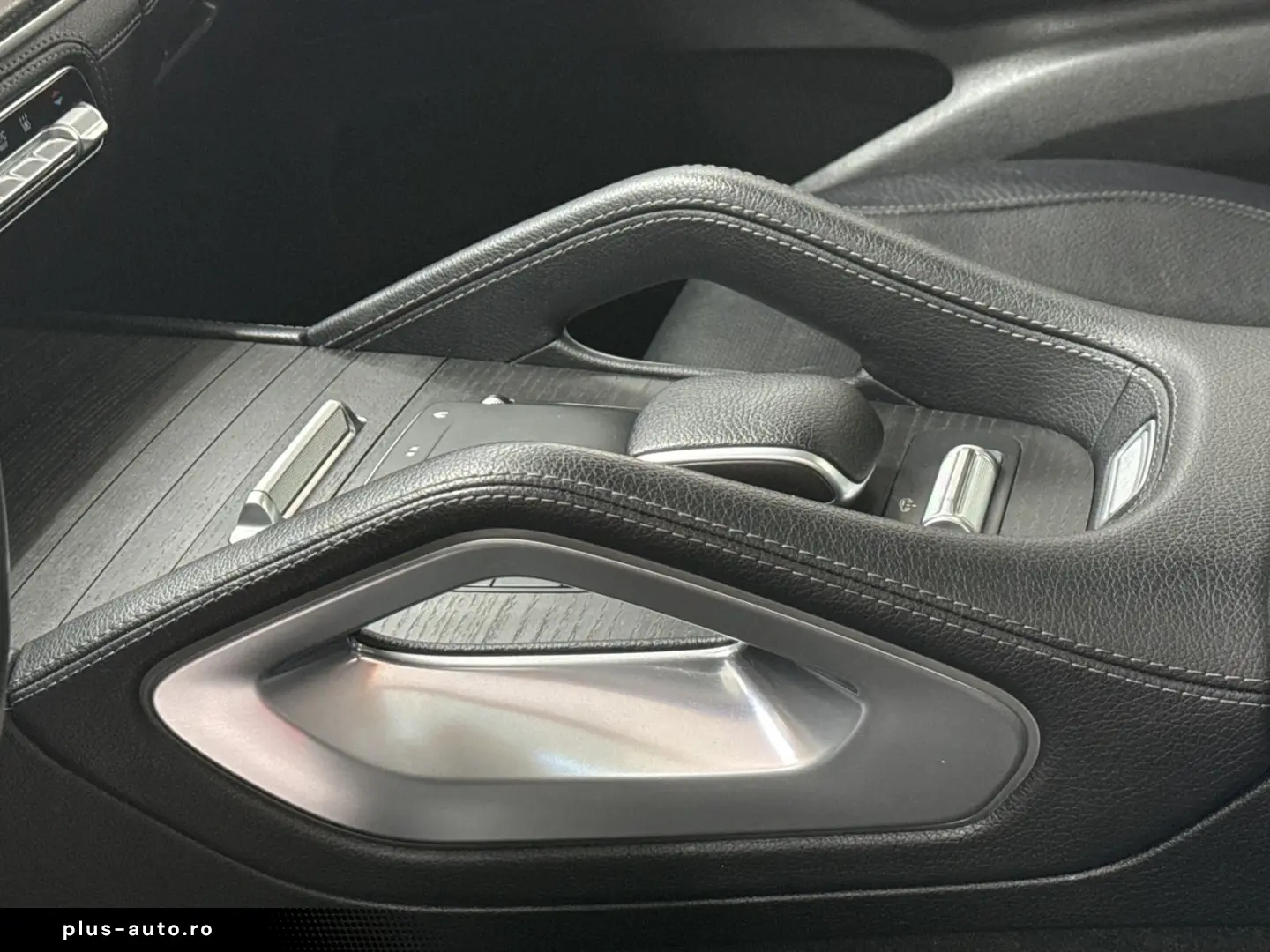 MERCEDES-BENZ GLE 580 V8 AMG Night