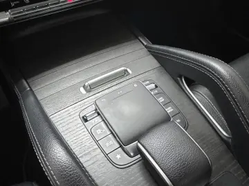 MERCEDES-BENZ GLE 580 V8 AMG Night