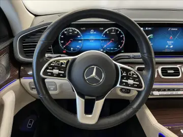 MERCEDES-BENZ GLE 580 V8