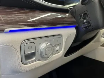 MERCEDES-BENZ GLE 580 V8