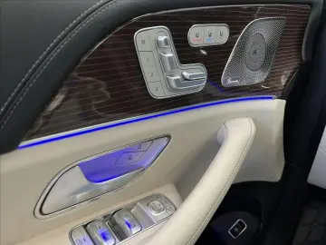 MERCEDES-BENZ GLE 580 V8