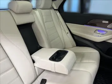 MERCEDES-BENZ GLE 580 V8