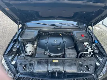 MERCEDES-BENZ GLE 400 d 4M AMG