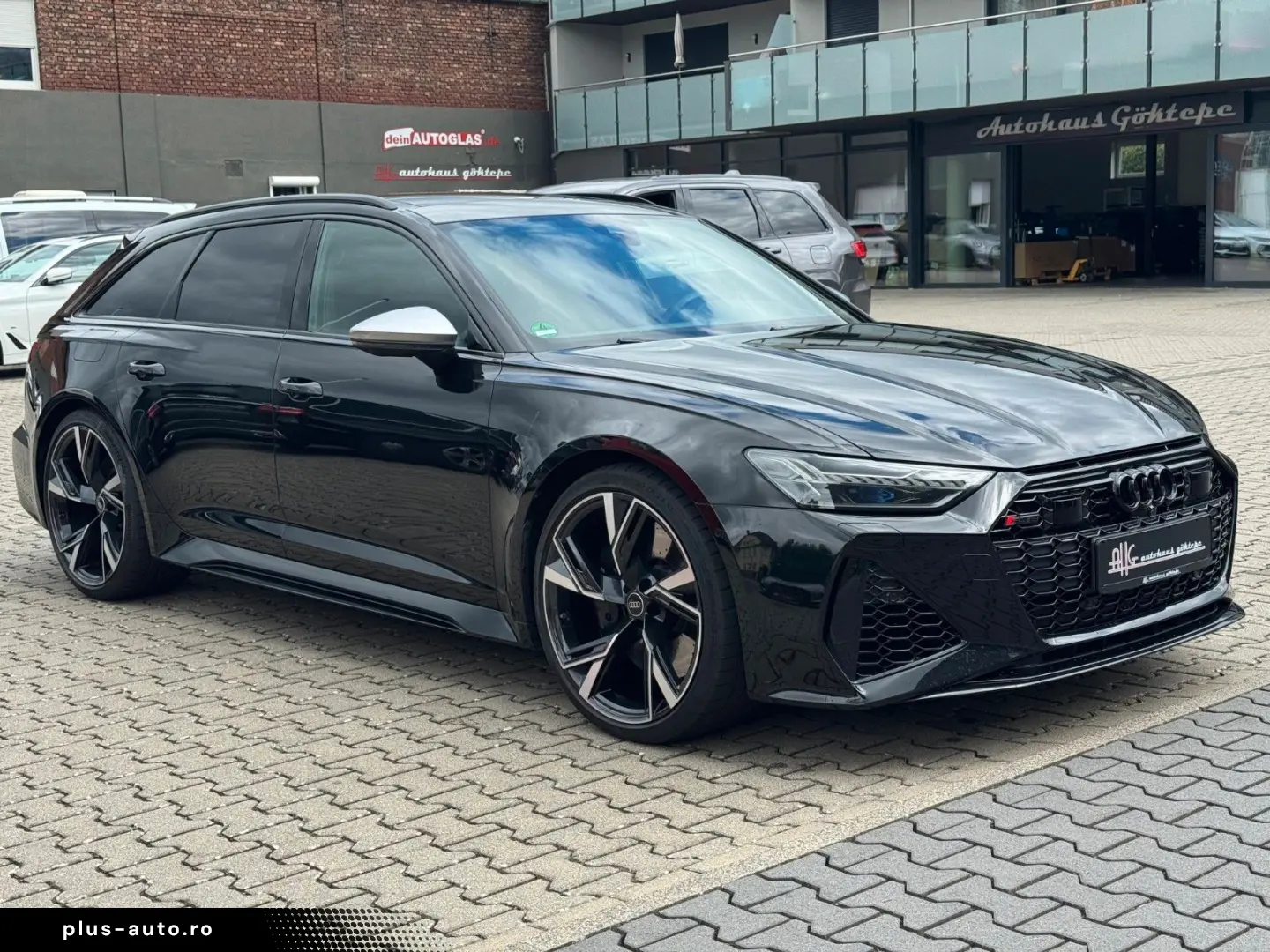 AUDI RS6 Avant 4.0 TFSI quattro  PANO B&O HUD MATRIX