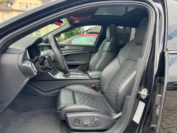 AUDI RS6 Avant 4.0 TFSI quattro  PANO B&O HUD MATRIX