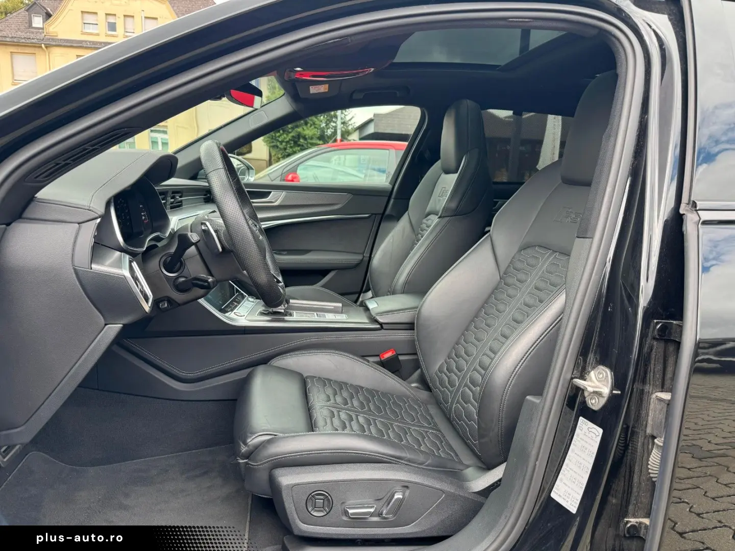 AUDI RS6 Avant 4.0 TFSI quattro  PANO B&O HUD MATRIX