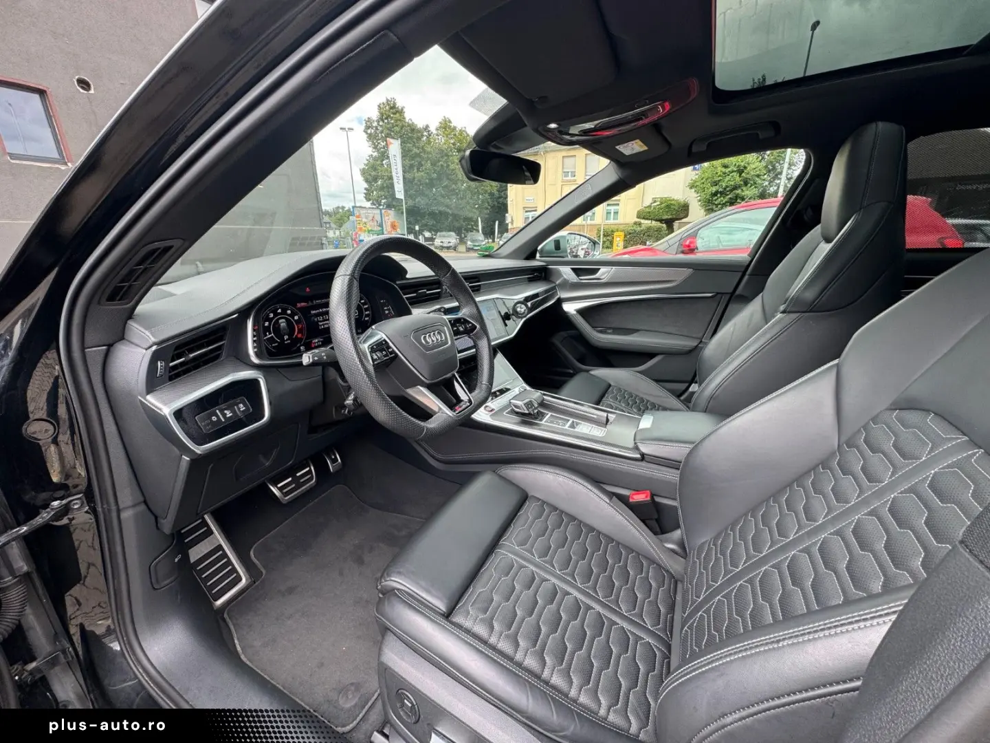 AUDI RS6 Avant 4.0 TFSI quattro  PANO B&O HUD MATRIX