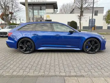 AUDI RS6 Carbon Keramik 305km h RS-AGA Pano Laser 360