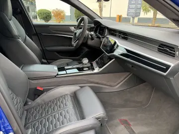 AUDI RS6 Carbon Keramik 305km h RS-AGA Pano Laser 360