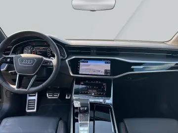 AUDI RS6 Avant 4.0 TFSI quattro  MATRIX NACHTSICHT KE