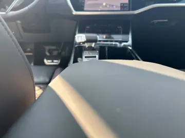 AUDI RS6 Avant 4.0 TFSI quattro  MATRIX NACHTSICHT KE