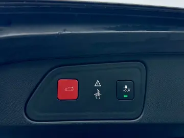 Peugeot 3008  conversie lanț  încălzire scaune garantie rate