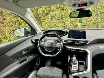 Peugeot 3008  conversie lanț  încălzire scaune garantie rate