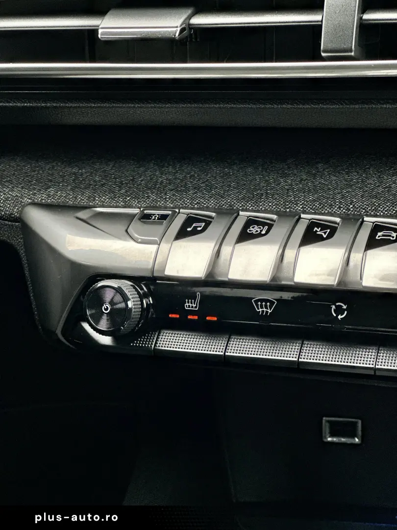 Peugeot 3008  conversie lanț  încălzire scaune garantie rate