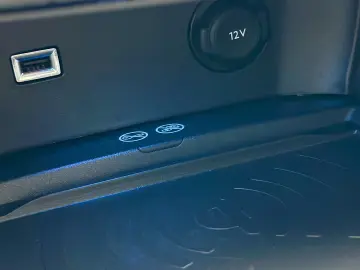 Peugeot 3008  conversie lanț  încălzire scaune garantie rate