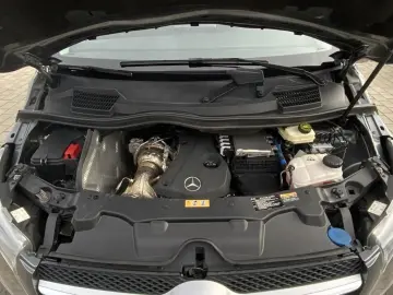 MERCEDES-BENZ V 220 Edition lang