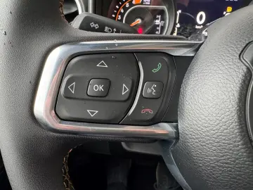 Jeep Wrangler Sahara nelimitat 2.0 T-GDI Allrad Hardt