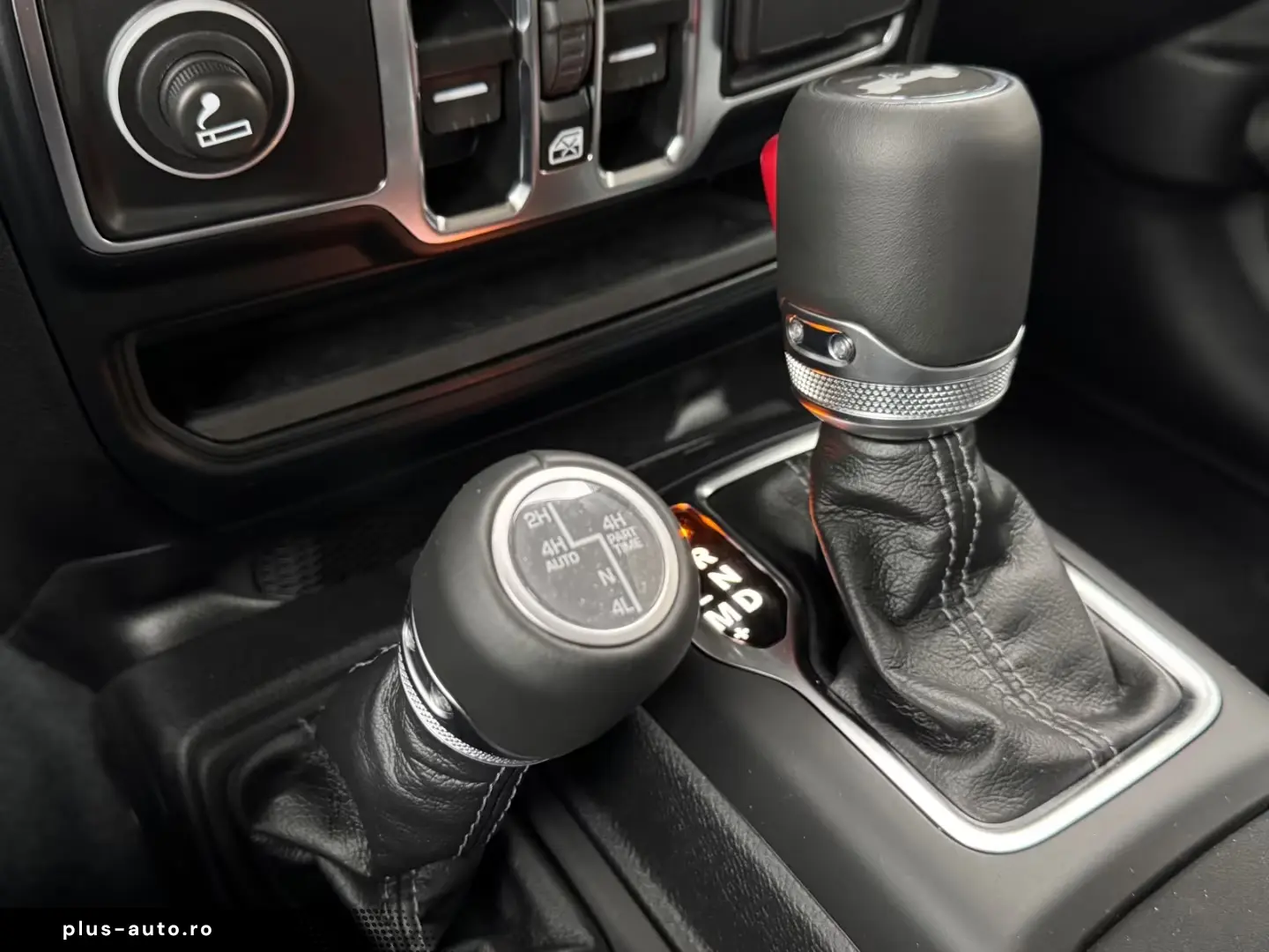 Jeep Wrangler Sahara nelimitat 2.0 T-GDI Allrad Hardt