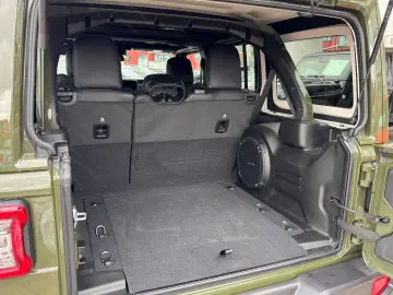 Jeep Wrangler Sahara nelimitat 2.0 T-GDI Allrad Hardt