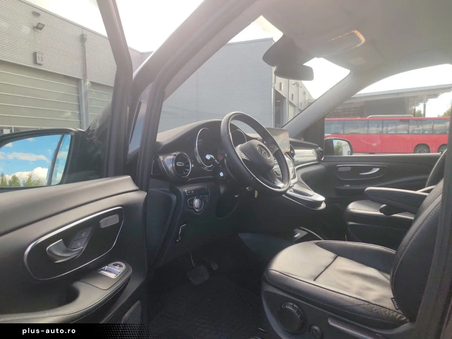 MERCEDES-BENZ EQV 300 Avantgarde NaviPlus 360  LED 7-Sitzer