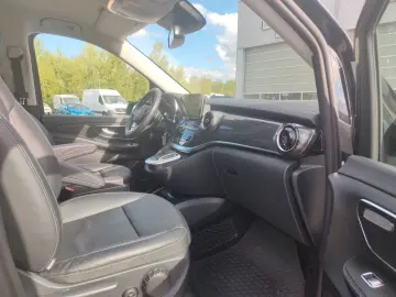 MERCEDES-BENZ EQV 300 Avantgarde NaviPlus 360  LED 7-Sitzer