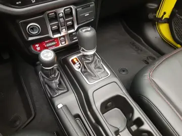 Jeep Wrangler Rubicon 2.0 T the. Verdeck