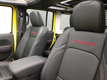 Jeep Wrangler Rubicon 2.0 T the. Verdeck