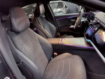 MERCEDES-BENZ E 300 e AMG Advanced SUPERSCREEN DISTR&hellip;