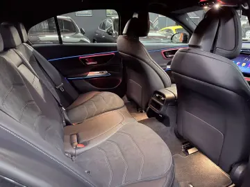 MERCEDES-BENZ E 300 e AMG Advanced SUPERSCREEN DISTR&hellip;