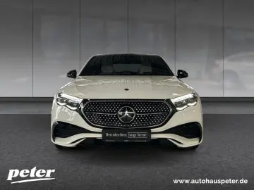 MERCEDES-BENZ E 200 Limousine AMG SUPERSCREEN DIGITAL 360