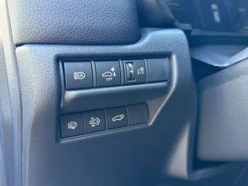 TOYOTA Land Cruiser 2.8 Executive AHK Service NEU!