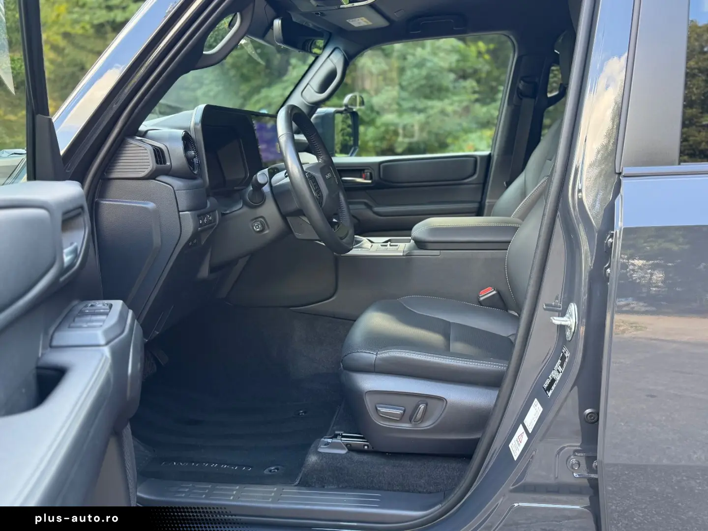 TOYOTA Land Cruiser 2.8 Executive AHK Service NEU!