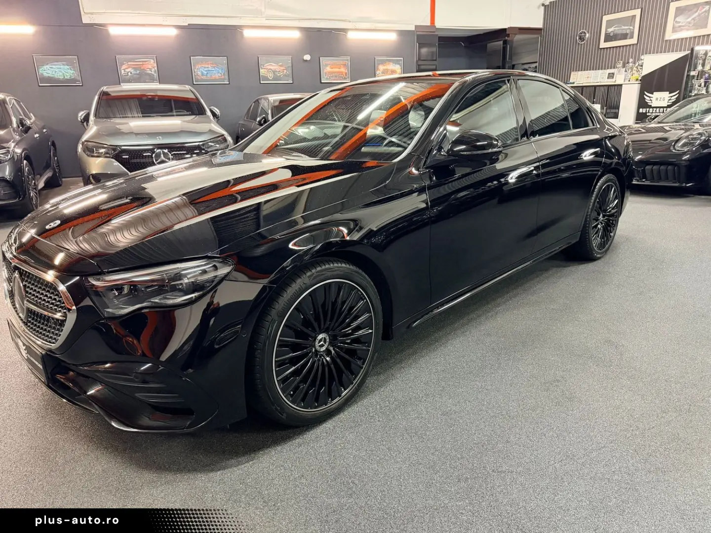 MERCEDES-BENZ E 220 d AMG SUPERSCREEN PANO DISTR BUR&hellip;