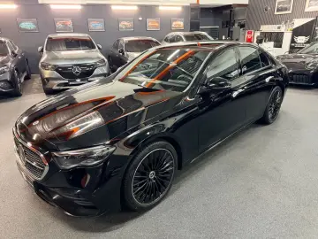 MERCEDES-BENZ E 220 d AMG SUPERSCREEN PANO DISTR BUR&hellip;