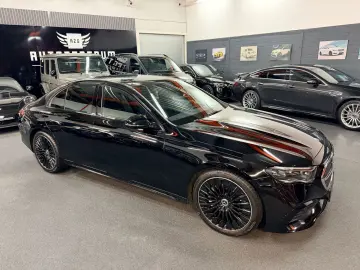 MERCEDES-BENZ E 220 d AMG SUPERSCREEN PANO DISTR BUR&hellip;