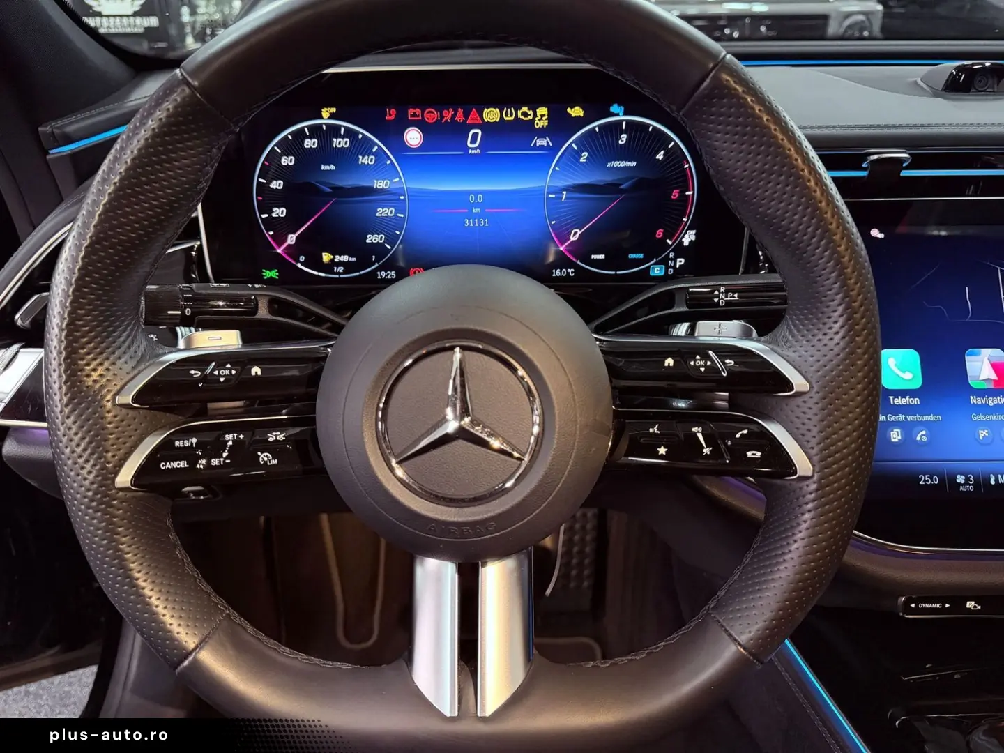 MERCEDES-BENZ E 220 d AMG SUPERSCREEN PANO DISTR BUR&hellip;