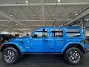 Jeep Wrangler Unlimited 2.0 Sahara SKY-ONE