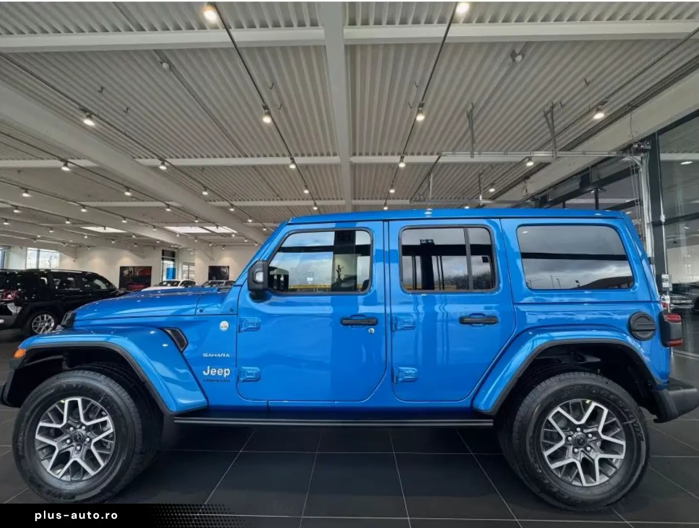 Jeep Wrangler Unlimited 2.0 Sahara SKY-ONE