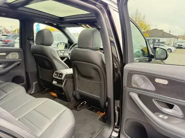 MERCEDES-BENZ GLE580