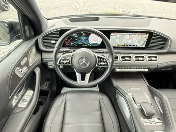 MERCEDES-BENZ GLE580