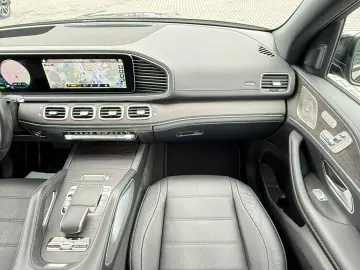 MERCEDES-BENZ GLE580