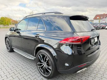 MERCEDES-BENZ GLE580