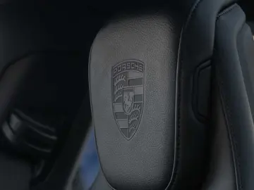 PORSCHE Taycan 4S Chrono BOSE 18 Way Sportseats Inoodriv